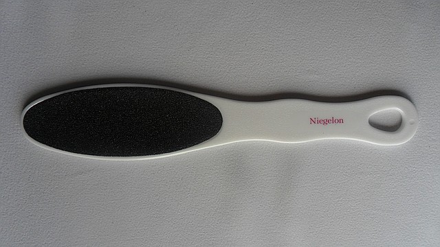 Терка педикюрная Niegelon 0562