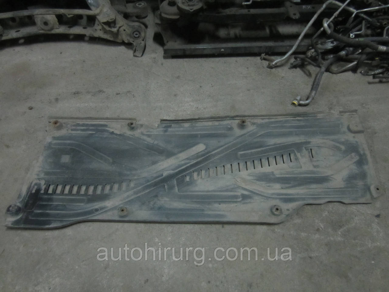 Захист днища передня ліва Mercedes W215 CL-Class (A2156190138)