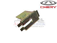 Защелка троса сцепления Chery Amulet (Чери Амулет) A11-1602103