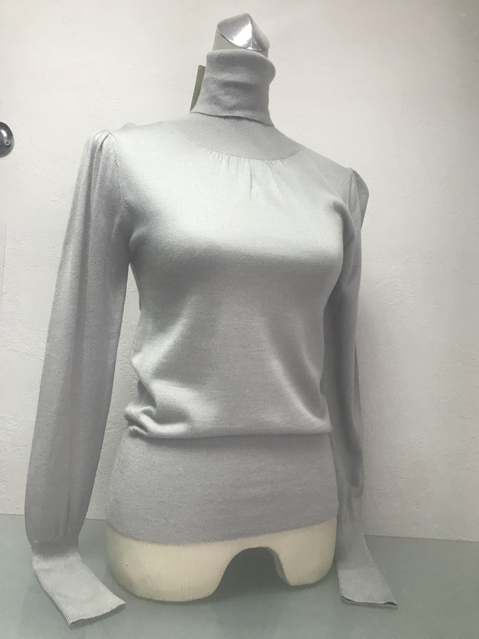 Гольф свитер женский светло-серый Miss Ports под резинку - фото 2 - id-p944627149