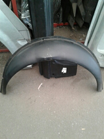 Внутрішня арка заднього крила кіа спорту (2004), фото 1