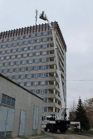 Підйомник мобільний стріловий ПМС-3522 (автовишка), фото 2
