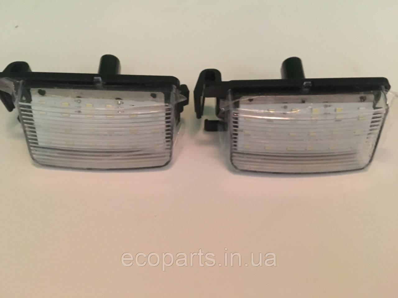 Ліхтар підсвічування заднього номера Nisssan Leaf (LED) комплект із 2 шт.