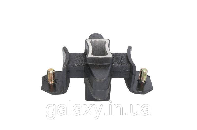 Подушка двигуна передня ліва Opel Ascona C 1,6 — 2,0 / 1,6D