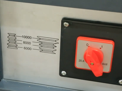 Просте і зручне управління фрезерного верстата FDB Maschinen MX 5117