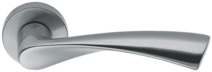 Дверна ручка на розетці Colombo Flessa CB 51 CM Хром матовий