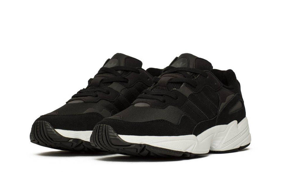 Adidas ee3681 2025