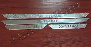 Накладки на пороги nissan X-trail (нісан х-трейл) 2011-..., логотип гравіювання, неірж.