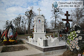 Памятник женщине из белого мрамора в Киеве, Совское кладбище 13