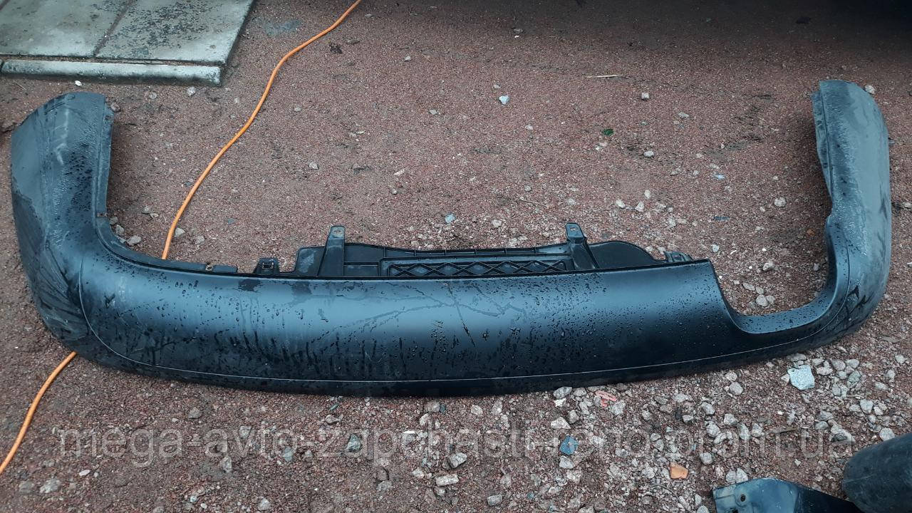 Спойлер заднього бампера Volkswagen Passat B6