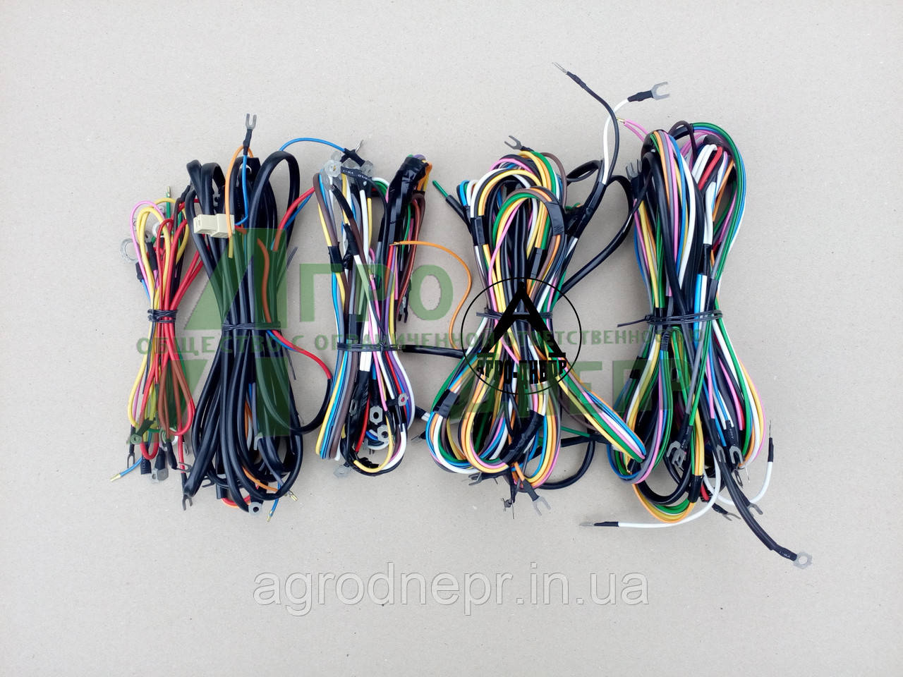 Электропроводка трактора ЮМЗ-6 повна 45-3700010-СБ, фото 1