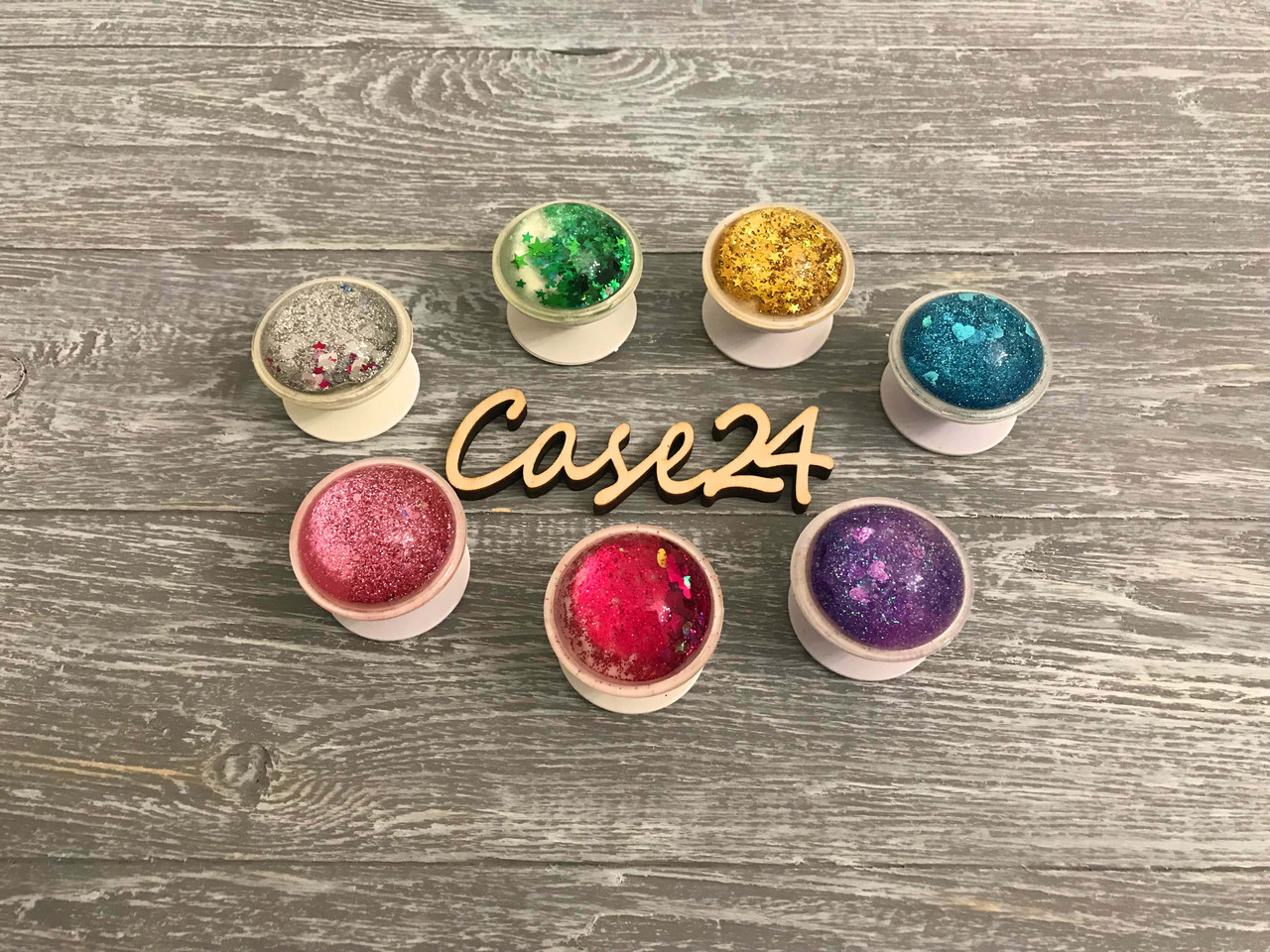 Перетікальний посокет для телефонів і планшетів (7 різновидів)