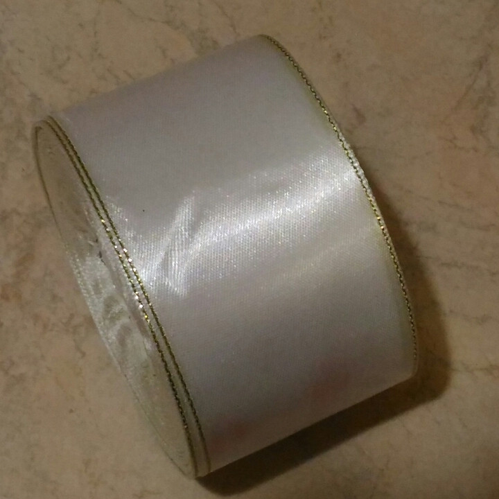 Стрічка атласна біла із золотим люрексом №;01 завширшки 5 см, фото 1