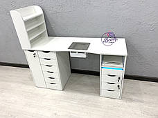 Манікюрний стіл з УФ-лампою і потужною витяжкою