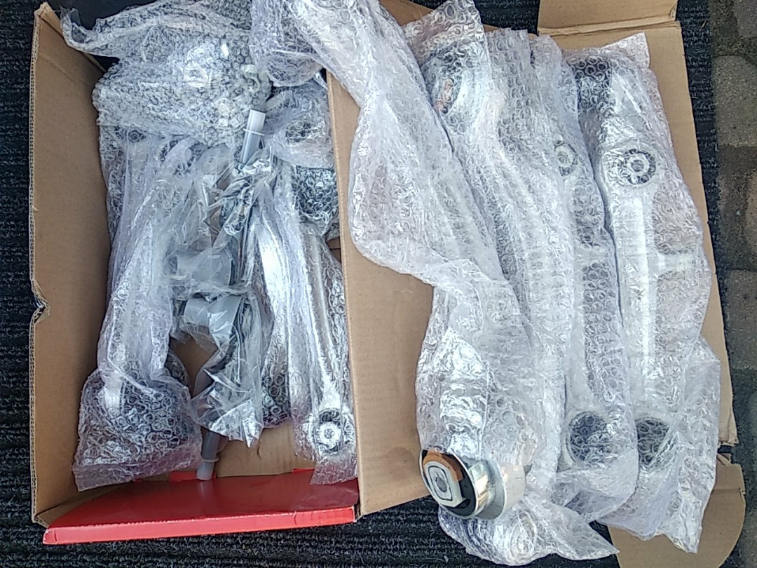 Комплект Рычагов Передней Подвески на Ауди А4 А6 Пассат Б5 Шкода Суперб ...