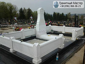 Памятник из белого мрамора женщине в с. Хотов, Киевской обл.  17