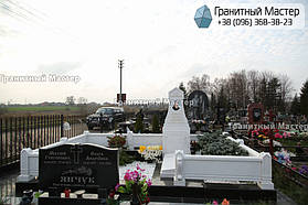 Памятник из белого мрамора женщине в с. Хотов, Киевской обл.  30