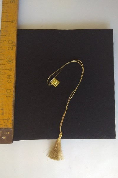 Конфедератка выпускника черная, квадратная академическая шапочка выпускника - фото 2 - id-p49728335