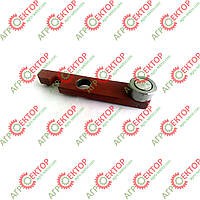 Важіль з роликом механізму включення в'язального стола прес-підбирача Famarol Z-511 8245-511-007-717 5511/007-12-000 5511/00771