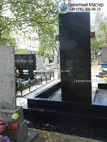 Памятник из черного и красного гранита с крестом 11