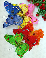 Метелики декоративні з натурального пір'я 12 см із камінням і присипкою
