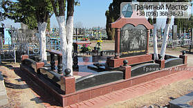 Памятник на двоих человек в из черного и красного гранита. Житомирская обл., с. Андрушки 9