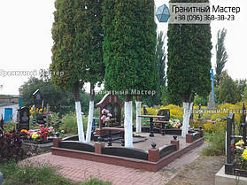 Памятник на двоих человек в из черного и красного гранита. Житомирская обл., с. Андрушки 14