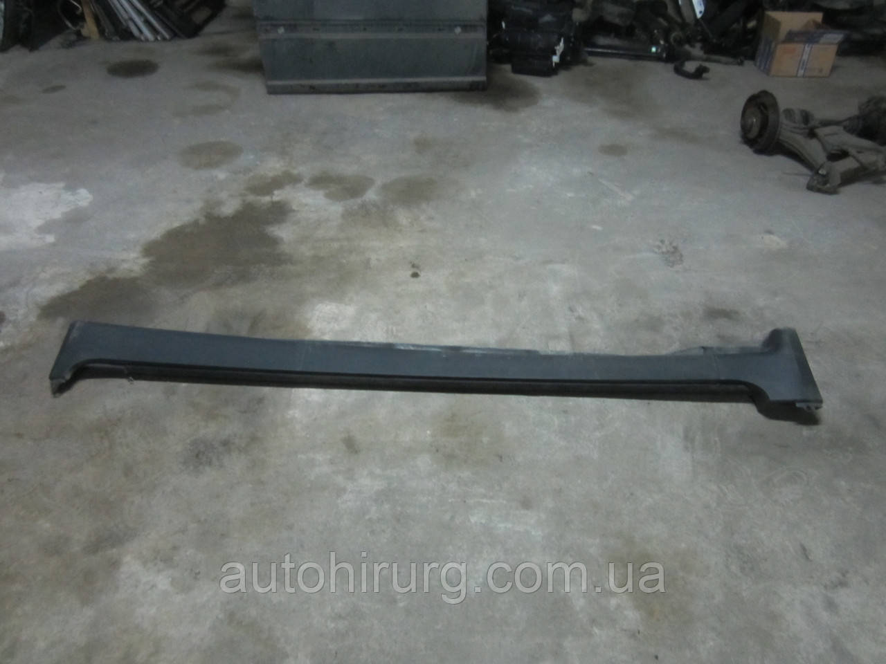 Накладка на поріг (зовнішня) Volvo XC90 (30653722 / 30655190)
