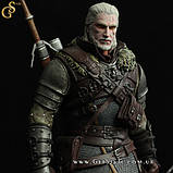 Фігурка відьмака Геральта — "Witcher Figurine" — у пакованні, фото 4