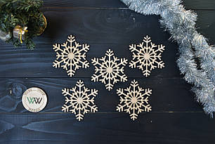Сніжинки з фанери на ялинку, новорічний декор, ЕКО іграшки на ялинку, новорічні сніжинки з дерева.