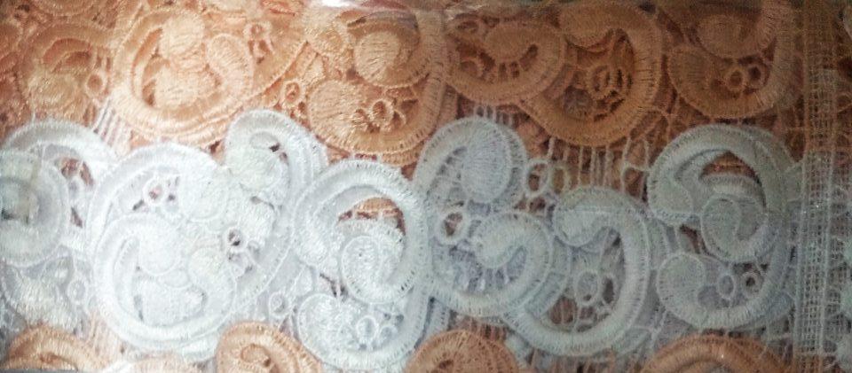 Макраме біло-персикове з малюнком "вензелю" (Туреччина)