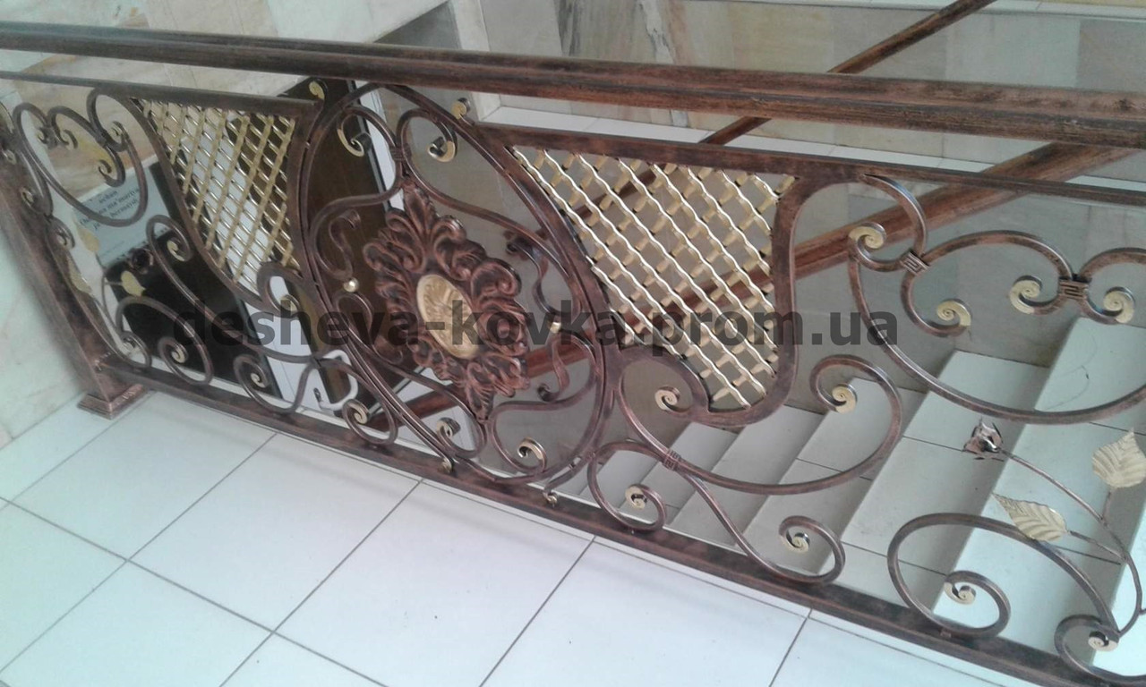 КОВАНІ ПЕРИЛУ, фото 1