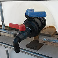 Перехідник із крана єврокуба DN 100 на кран 1 дюйм