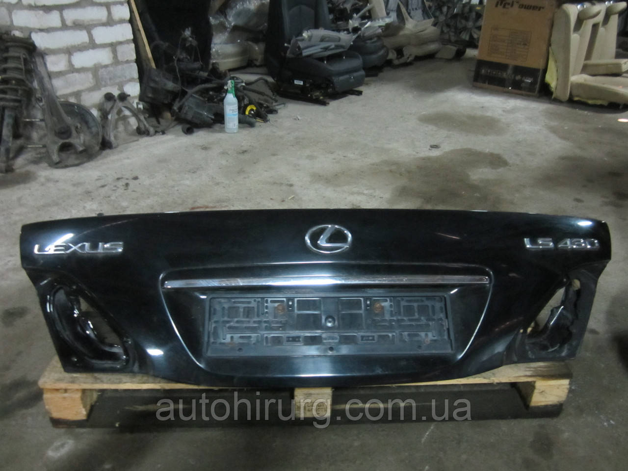 Крышка багажника Lexus LS430