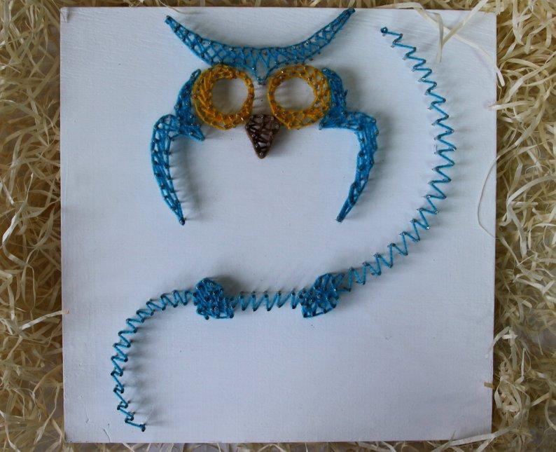 Блакитна Сова пано в техніці стрінг-арт String Art