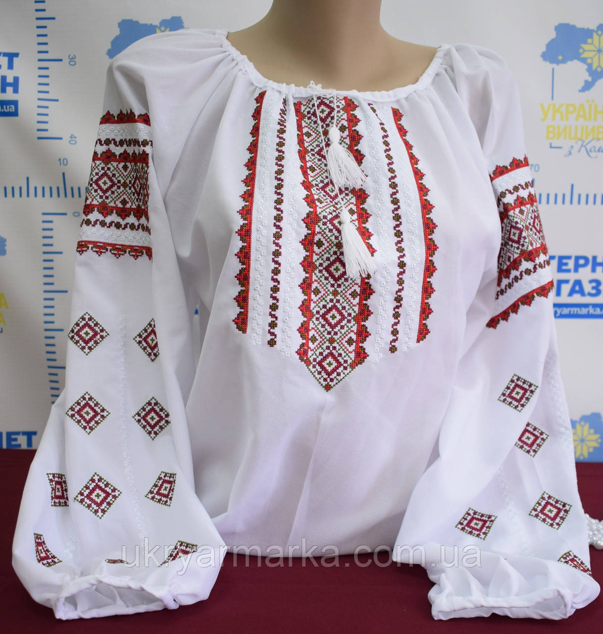 Жіноча вишита блузка "Зоряна"