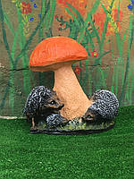 Їжаки під грибом (висота 40см)