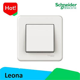 Leona Schneider Electric