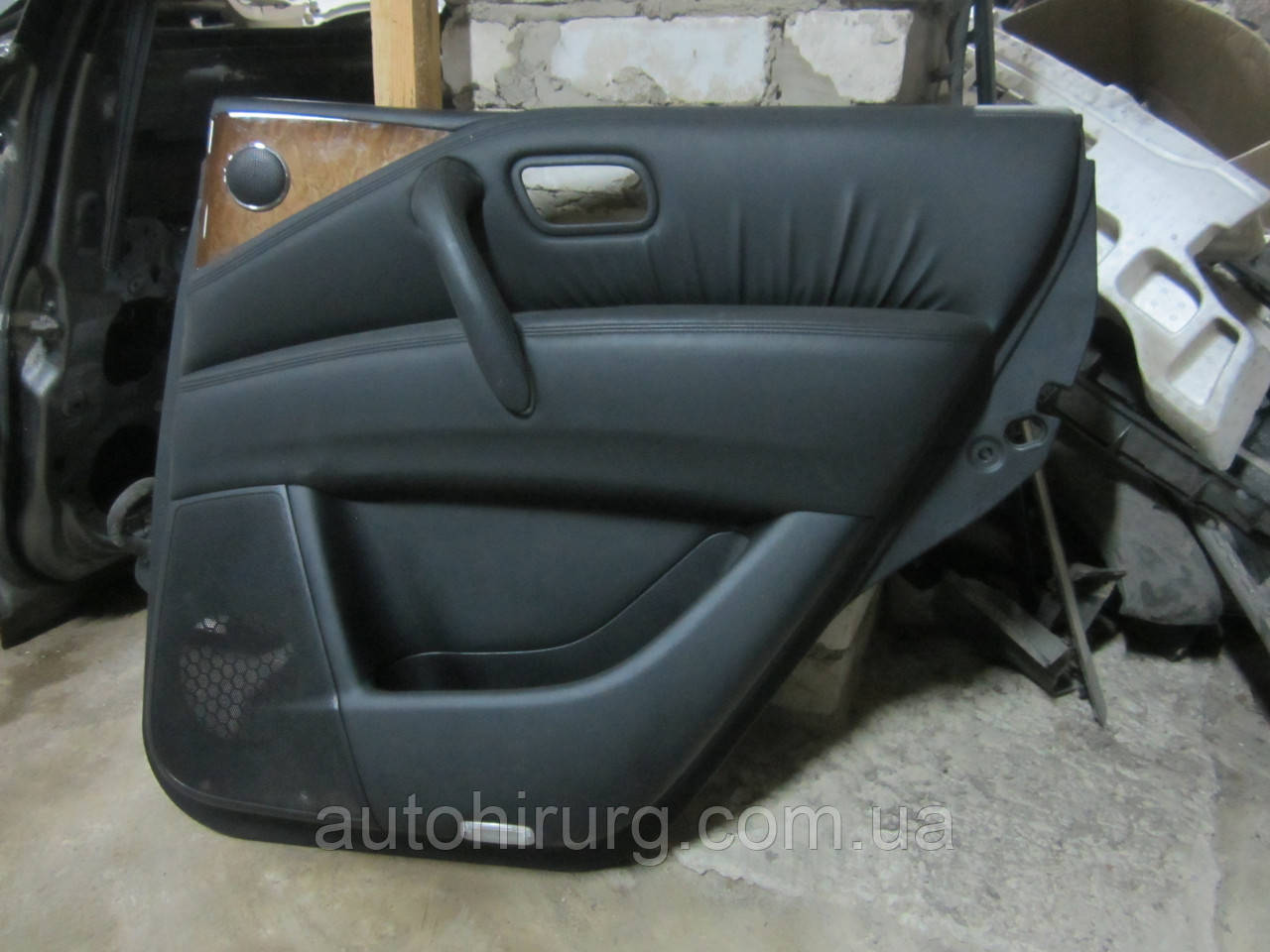 Дверна карта задня права Infiniti Qx56 / Qx80 (Z62), фото 1