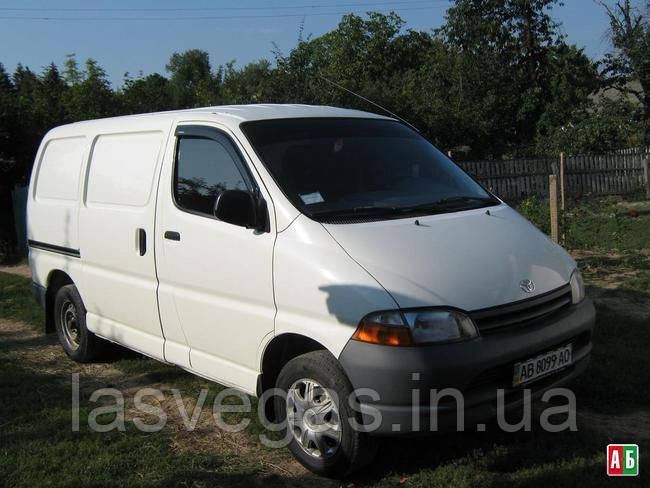 Дефлектори вікон (вітровики) Toyota Hiace 1995-2006 (HIC/Тайвань)