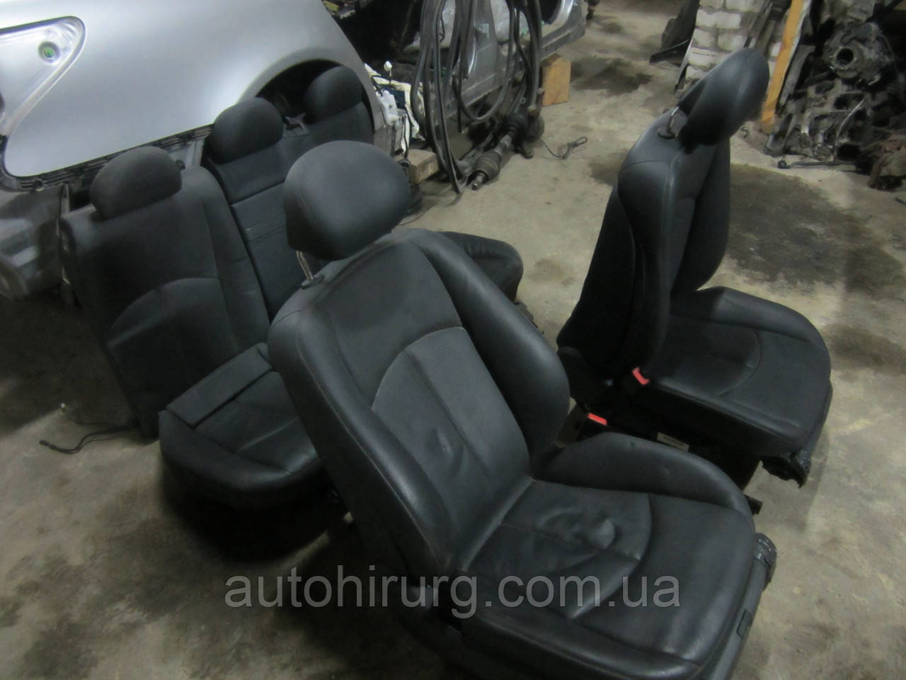 Шкіряний салон (чорний) Mercedes-Benz W211 E-Class (чорний)