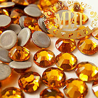 Стрази ДМС Преміум Hotfix, Topaz, ss6 (2mm), 100 шт.