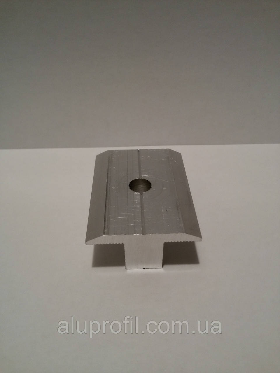Алюмінієвий профіль — Притиск межмодульный алюмінієвий 37,5 х 13 - 50 мм.