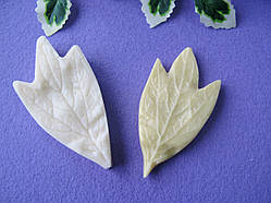 Молд + вайнер Лист півонії фігурний 7.5 на 4 см