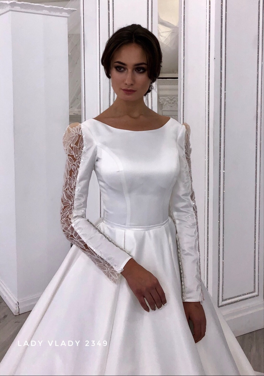Закрытое атласное свадебное платье с длинными рукавами. Lady Vlady 2019 - фото 4 - id-p955830096