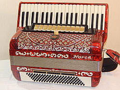 Акордеон Horch Superior 4/4 повний