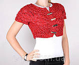 Укороченній в'язаний жилет різних кольорів на гудзиках NED & HELEN, фото 3