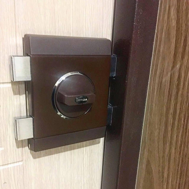 8588ページ Замок накладний Gerda Tytan ZX GT7 довжина ключа 125мм