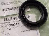 Сальник напівосі Матіз правий GM