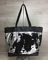 Жіноча сумка Лейла чорного кольору з двосторонніми паєтками срібло-чорний